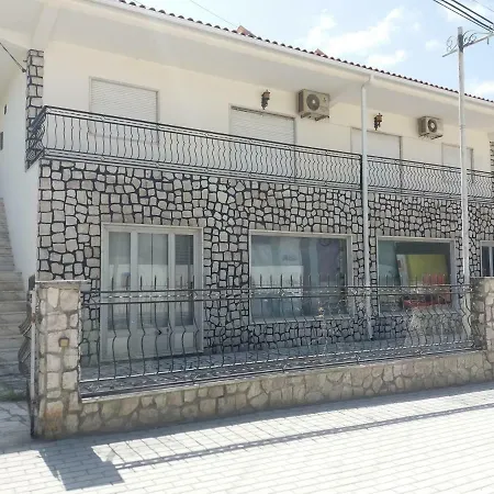 Laranjeiras Tatil Evi *